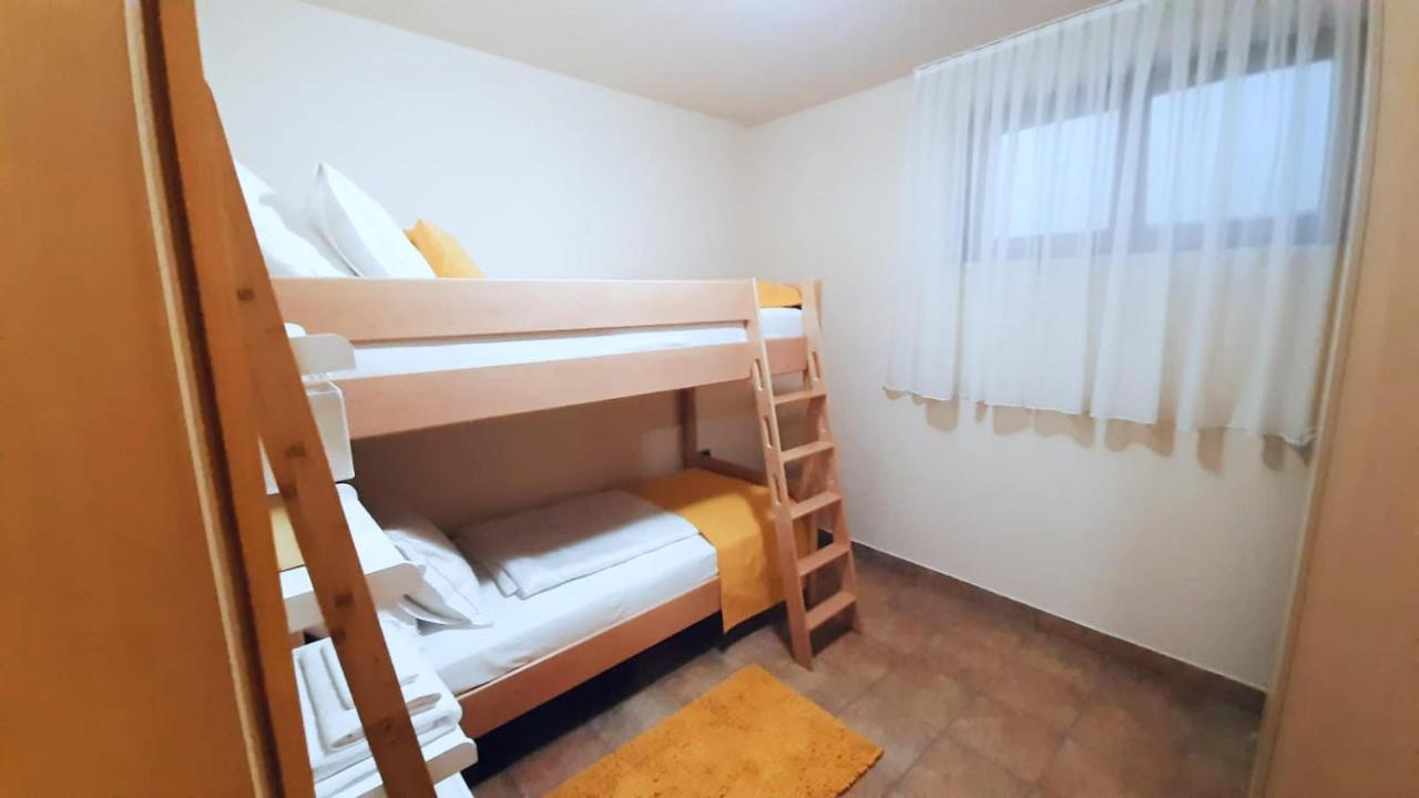 Relax Vila Kampel Koper Dış mekan fotoğraf
