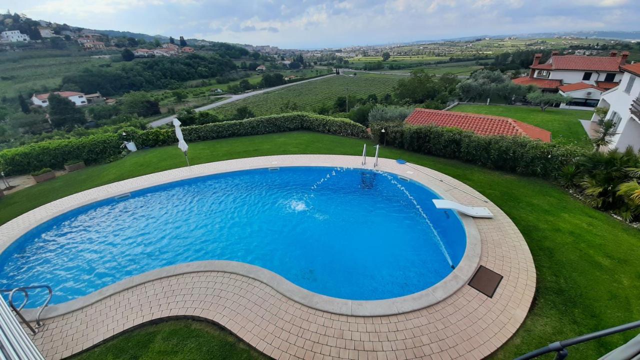 Relax Vila Kampel Koper Dış mekan fotoğraf